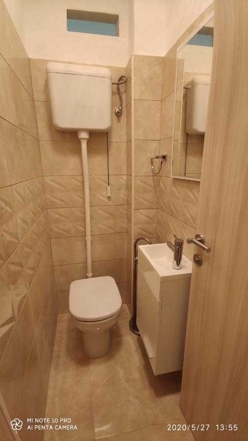 Accommodation Mamut Trogir Bagian luar foto