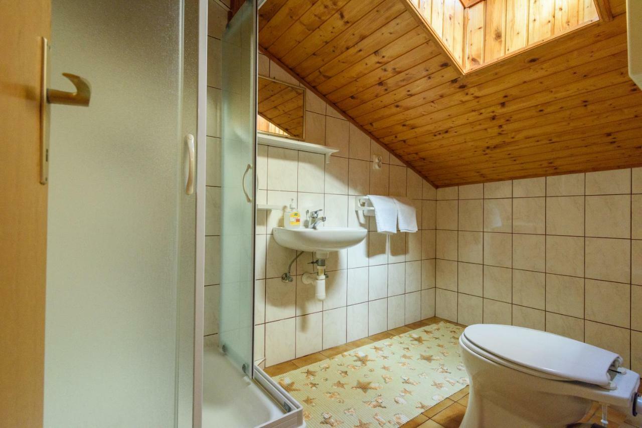 Accommodation Mamut Trogir Bagian luar foto