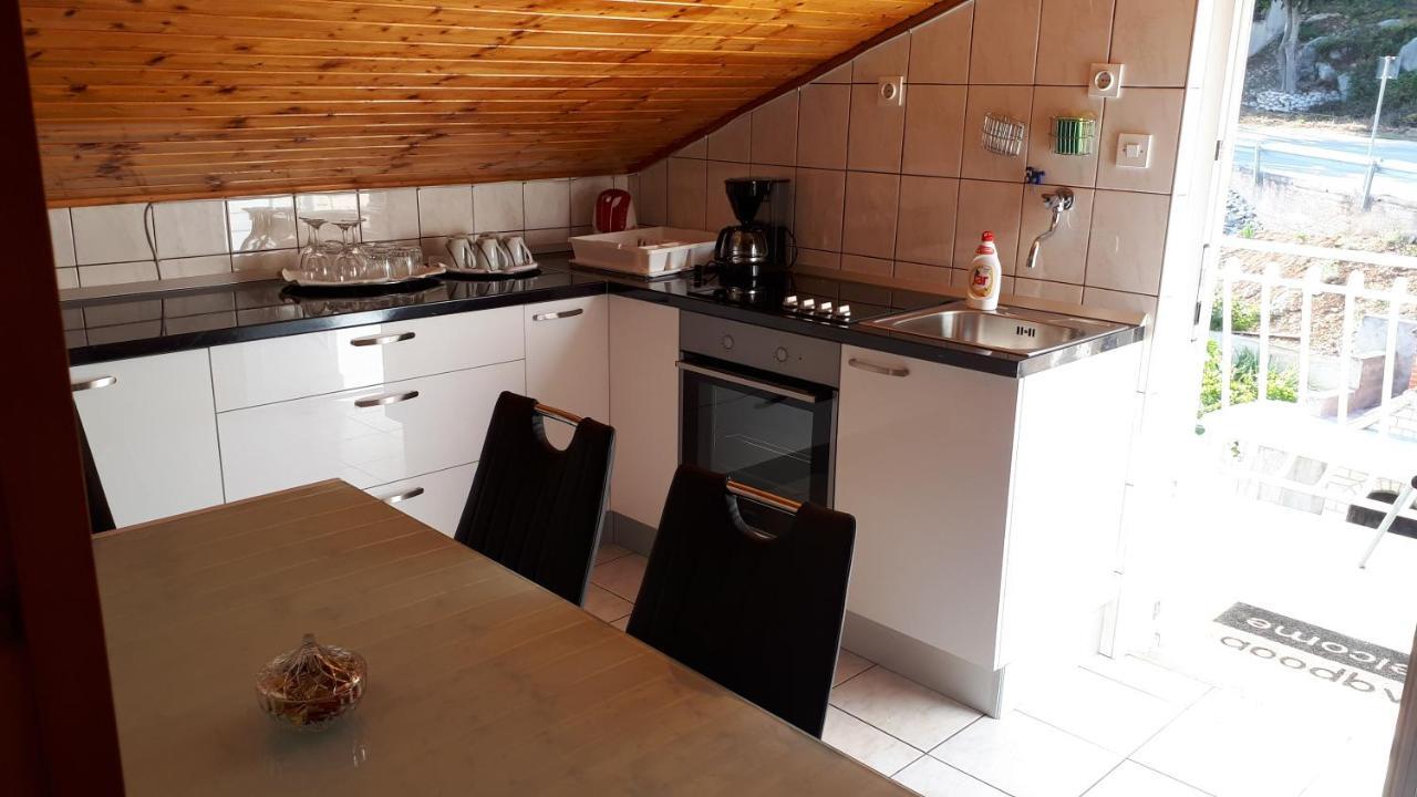 Accommodation Mamut Trogir Bagian luar foto